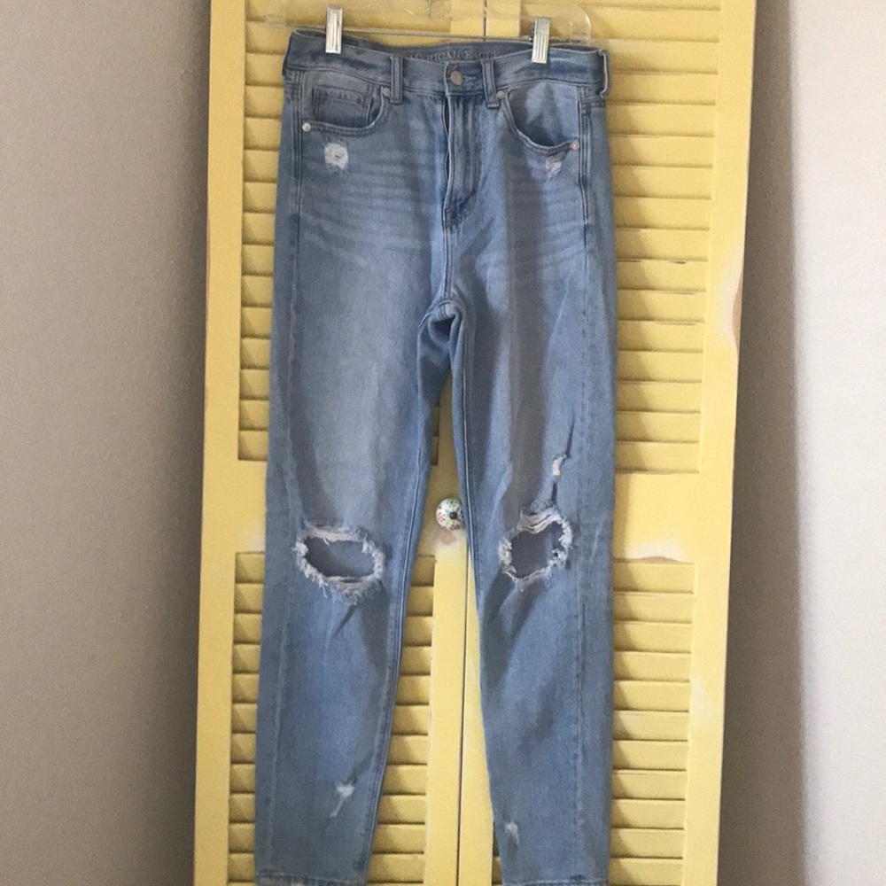 AmericanEagle mom jeans